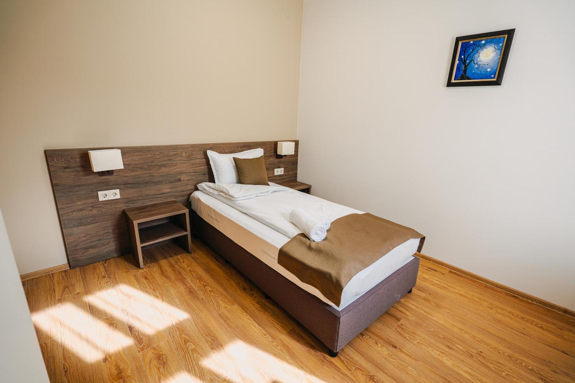Hotel Хотел Театъръ Plewen Exterior foto
